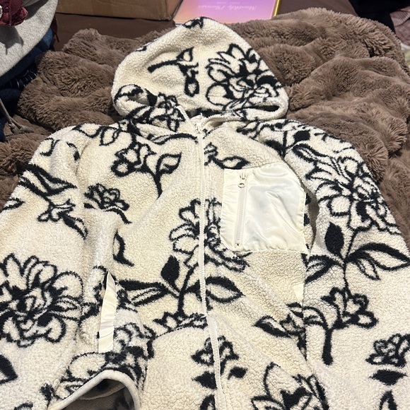 Como Blu Jackets & Blazers - Como Blu-Floral Sherpa Jacket - Black and Cream